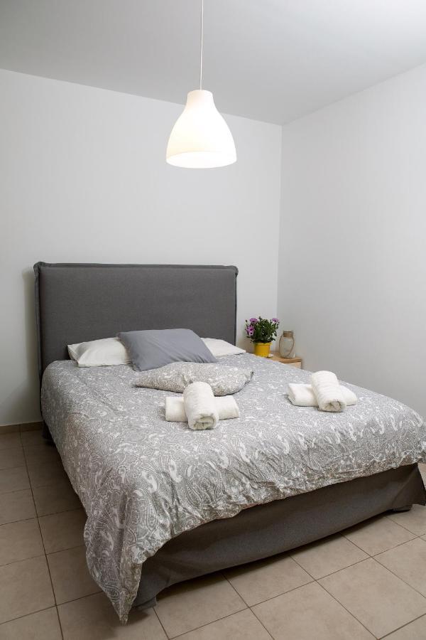 Warm Studio Apartment In Heraklion Eksteriør bilde